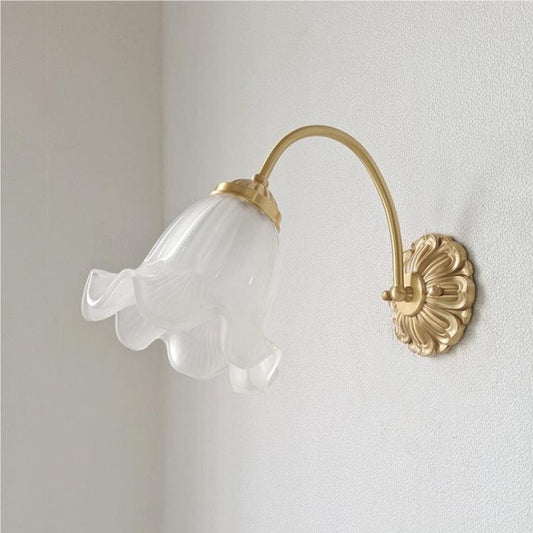 Arisha Retro LED Indoor Wall Lamp Gold Glass Flower-shaped Design Bedroom
