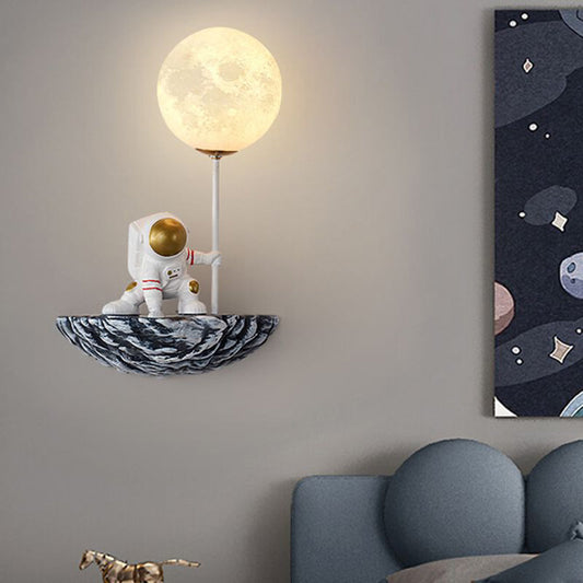 Aria dekorative Astronauten-Glas-/Wandleuchte, Weiß/Blau-Weiß