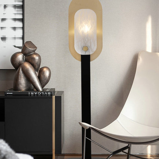 Lampada da terra LED Cooley Nordic, metallo e marmo