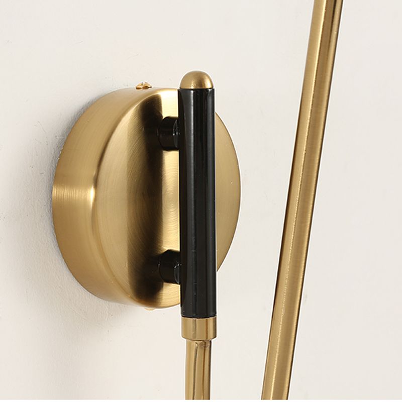 Epoch Industrial Swing Arm Vanity Wandleuchte, Schwarz/Gold