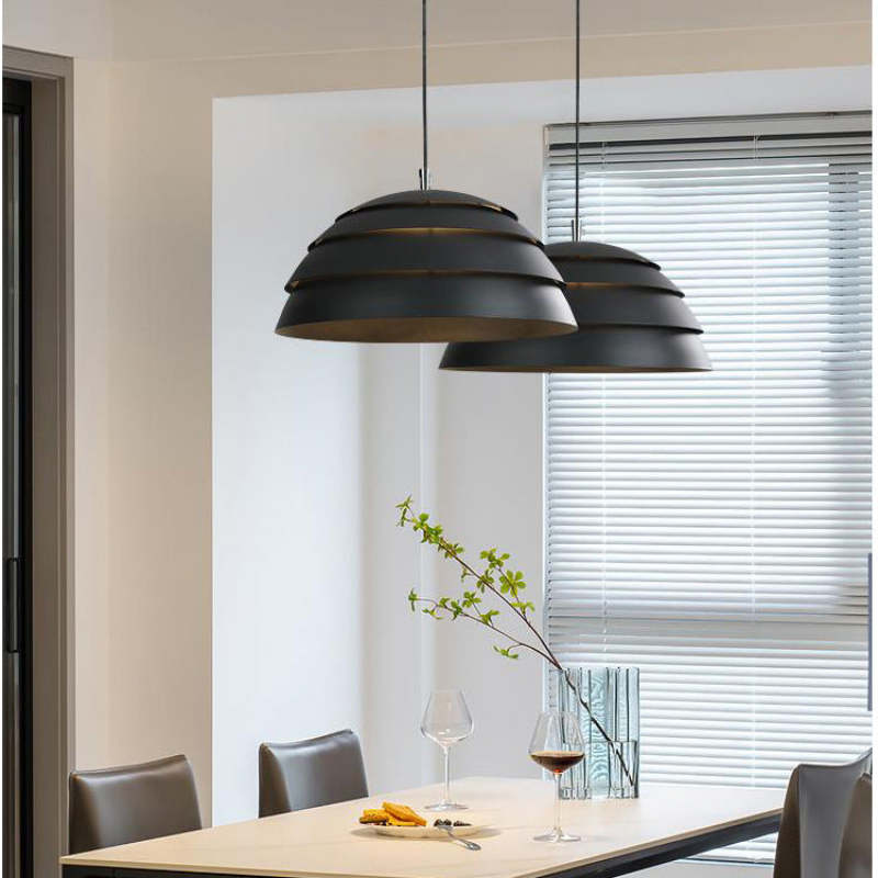 Arisha Design Halbkugel-Pendelleuchte aus Metall, Schwarz/Weiß
