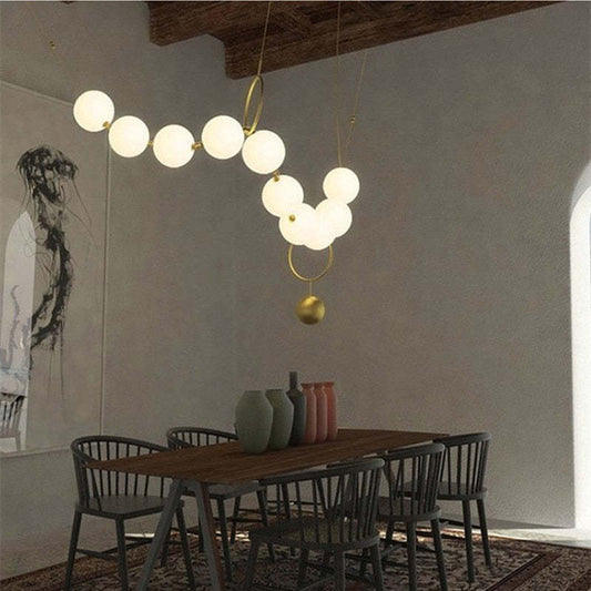 Valentina Postmoderne Loft-Kugel-Hängelampe, kreatives Halsketten-Design