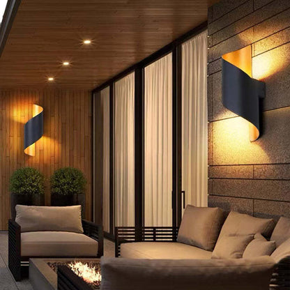 Travin Modern Conch Shape Spiral Outdoor Wall Lamp, Black/White/Gold
