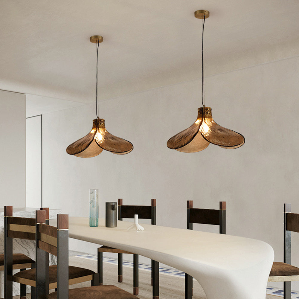 Lampe à suspension rétro en verre faite à la main Arisha, fleur à quatre feuilles
