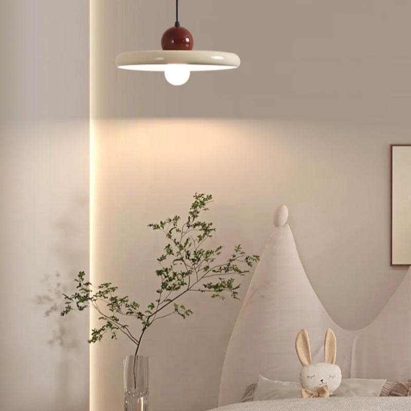 Moderne dekorative LED-Pendelleuchte Arisha aus rosafarbenem Metall für das Wohnzimmer