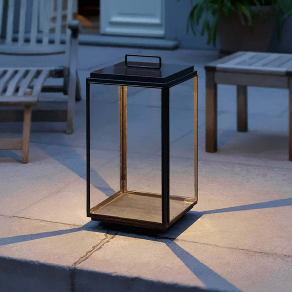 Lampadaire d'extérieur cuboïde minimaliste Ray, câblé, noir