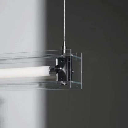 Lampe à suspension linéaire minimaliste en métal Arisha, blanc