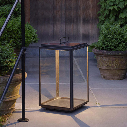 Lampadaire d'extérieur cuboïde minimaliste Ray, câblé, noir