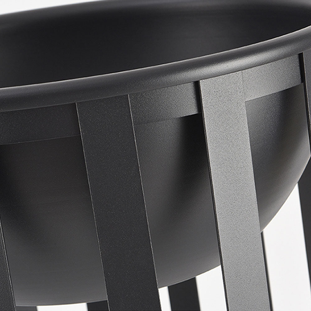 Ray Modern Globe Solar-/wiederaufladbare Stehleuchte für den Außenbereich, Schwarz