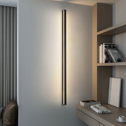 Arisha Minimalist Black Bar Mirror Front Vanity Wall Lamp, Metal/