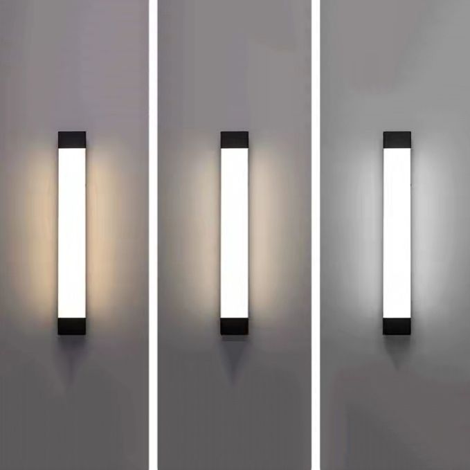 Ray Minimalistische lineare Außenwandleuchte aus Metall, Schwarz