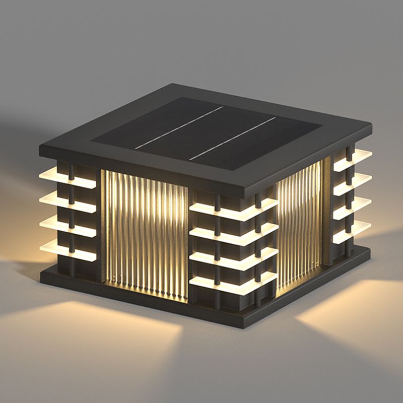 Ray Moderne quadratische Solar-Stehlampen aus Metall und Glas für den Außenbereich, Schwarz