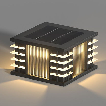 Ray Moderne quadratische Solar-Stehlampen aus Metall und Glas für den Außenbereich, Schwarz