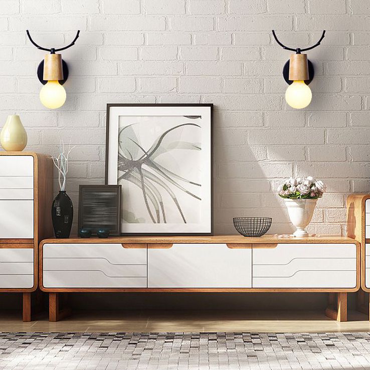 Muto Moderne Wandleuchte aus Geweihholz/Glas, Schlafzimmer/Badezimmer