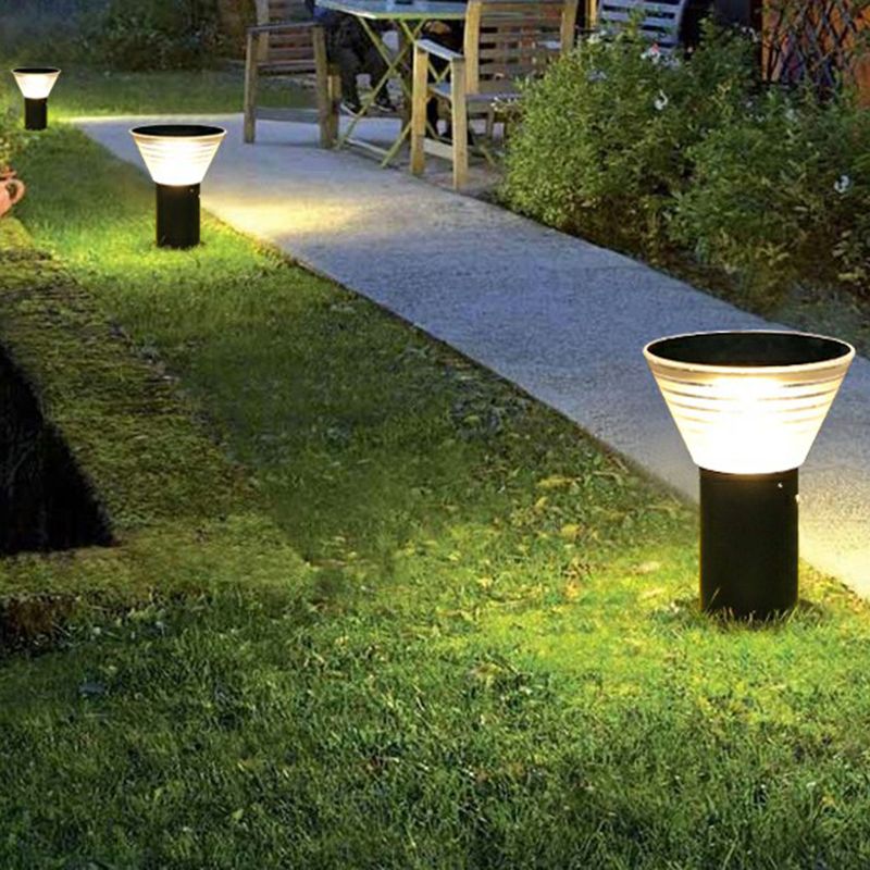 Ray Moderne konische Solar-Pollerleuchte für den Außenbereich, Schwarz