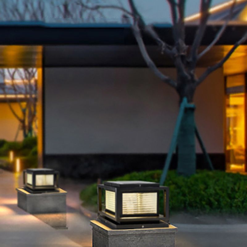Lampes d'extérieur rectangulaires à LED contemporaines Ray en métal, noir