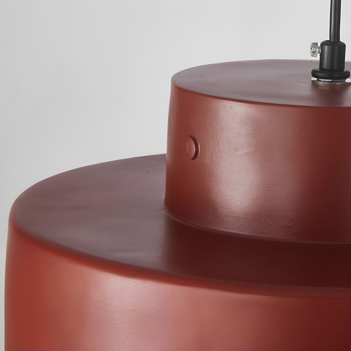 Lampe à suspension moderne en métal Arisha avec longueur de suspension réglable