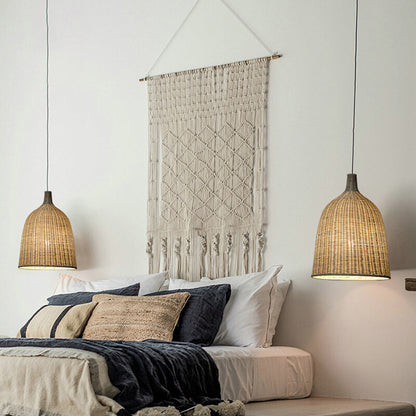 Lampe suspendue moderne en rotin Muto au-dessus de la table à manger/chambre à coucher