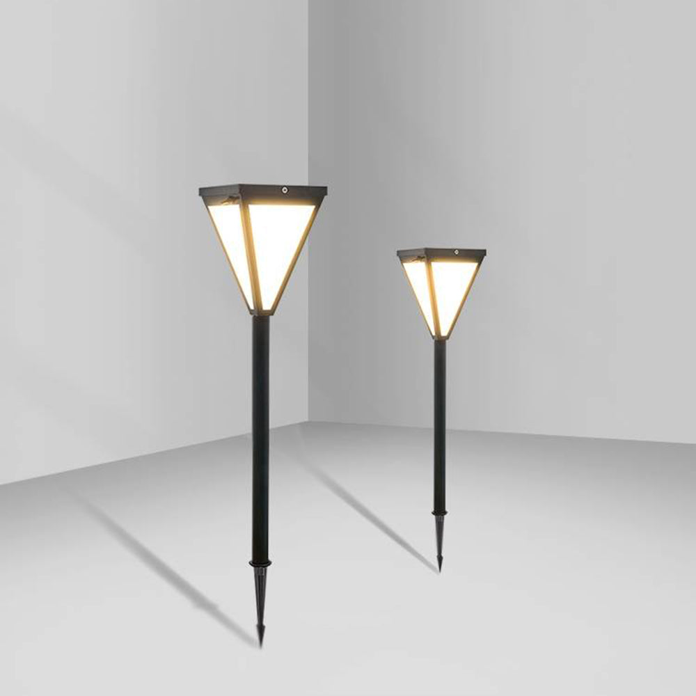 Lampe solaire d'extérieur conique en métal moderne Ray, noir