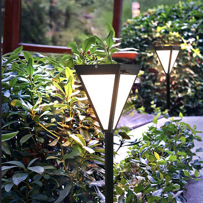 Lampe solaire d'extérieur conique en métal moderne Ray, noir