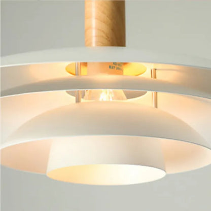Moderne LED-Pendelleuchte Valentina aus weißem Holz und Metall für Schlafzimmer