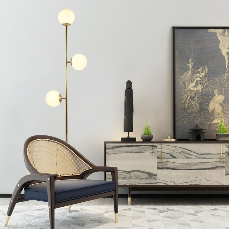 Valentina Modern Globe Lampadaire en laiton/verre, 3 têtes