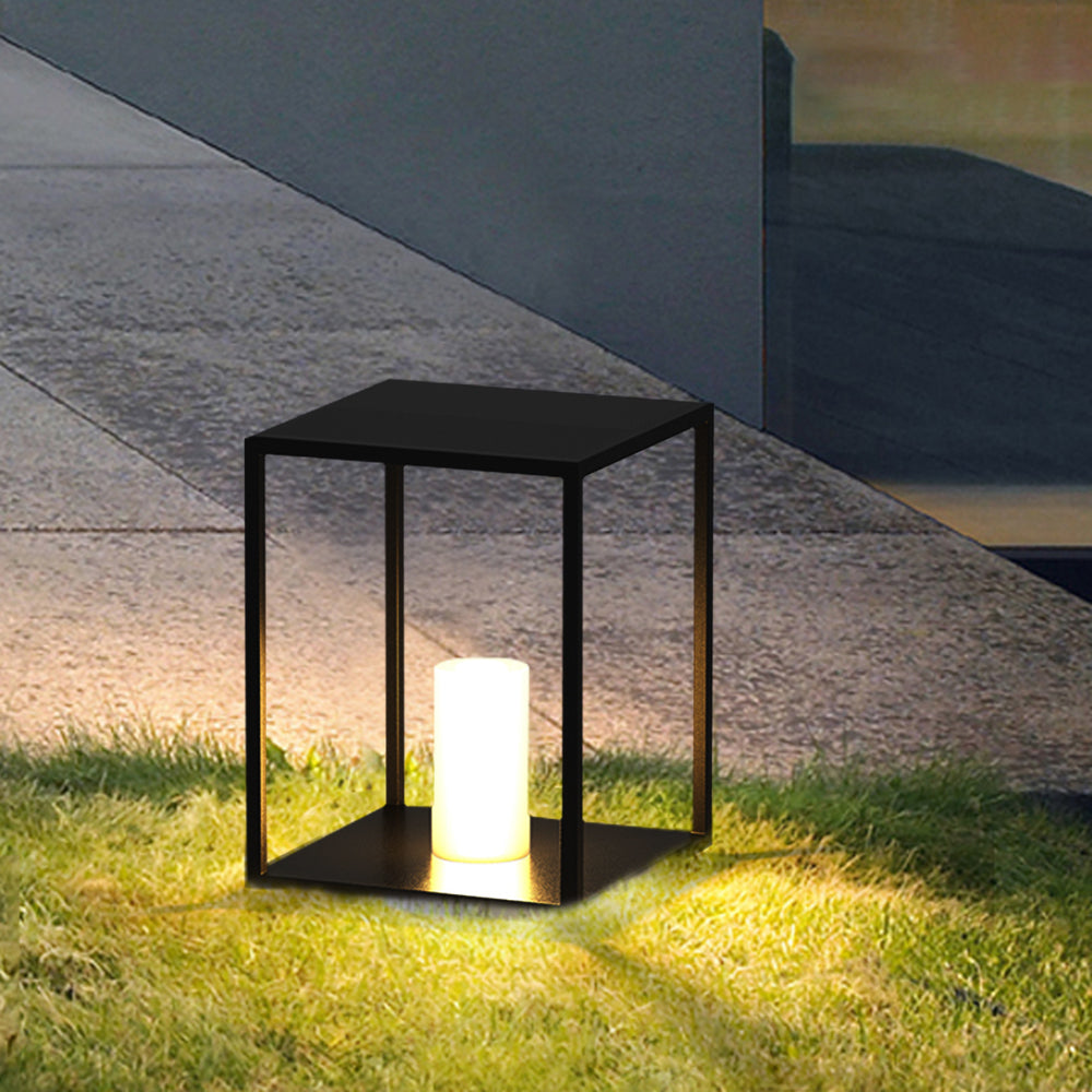 Ray Minimalistische rechteckige Solar-Außenbodenlampe aus Metall
