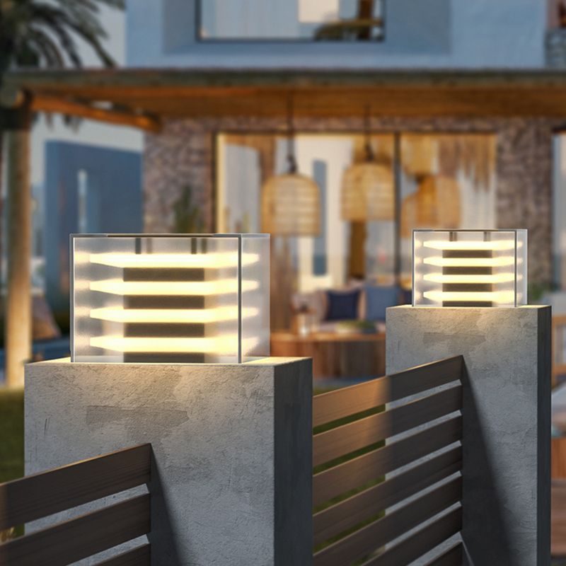 Ray Moderne rechteckige Solar-Außenlampe aus Metall, Schwarz