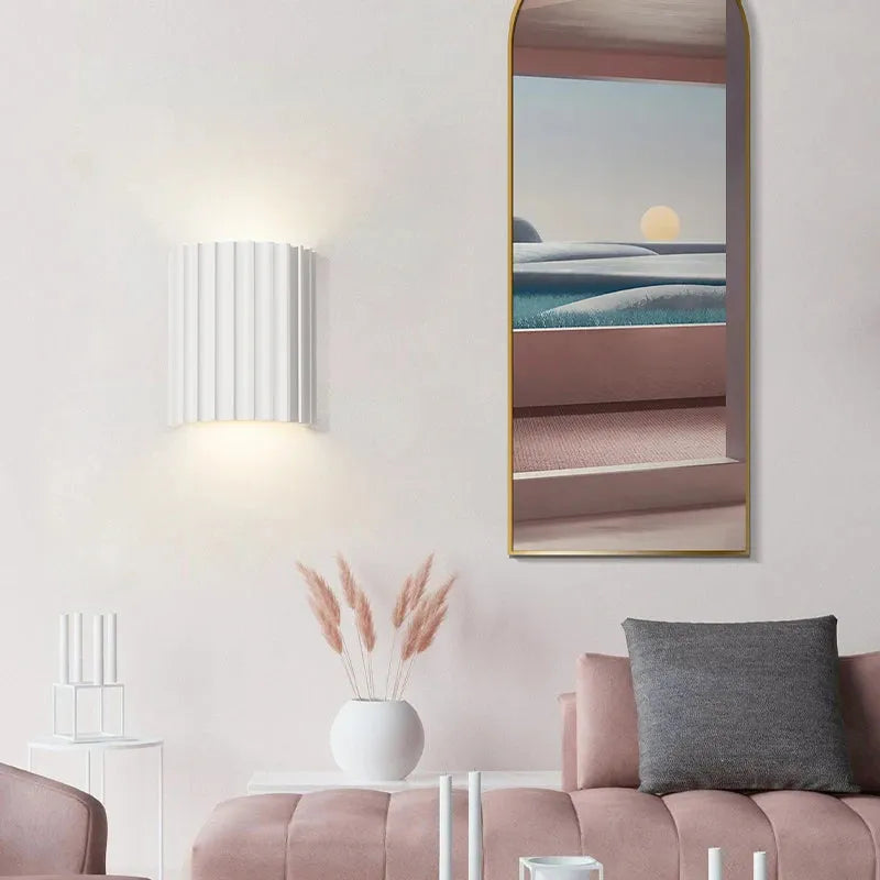 Applique Murale Semi-cylindrique Cora en Résine