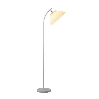 Moderne Arc-Stehlampe aus plissiertem Metallgewebe von Ozawa, 3 Farben
