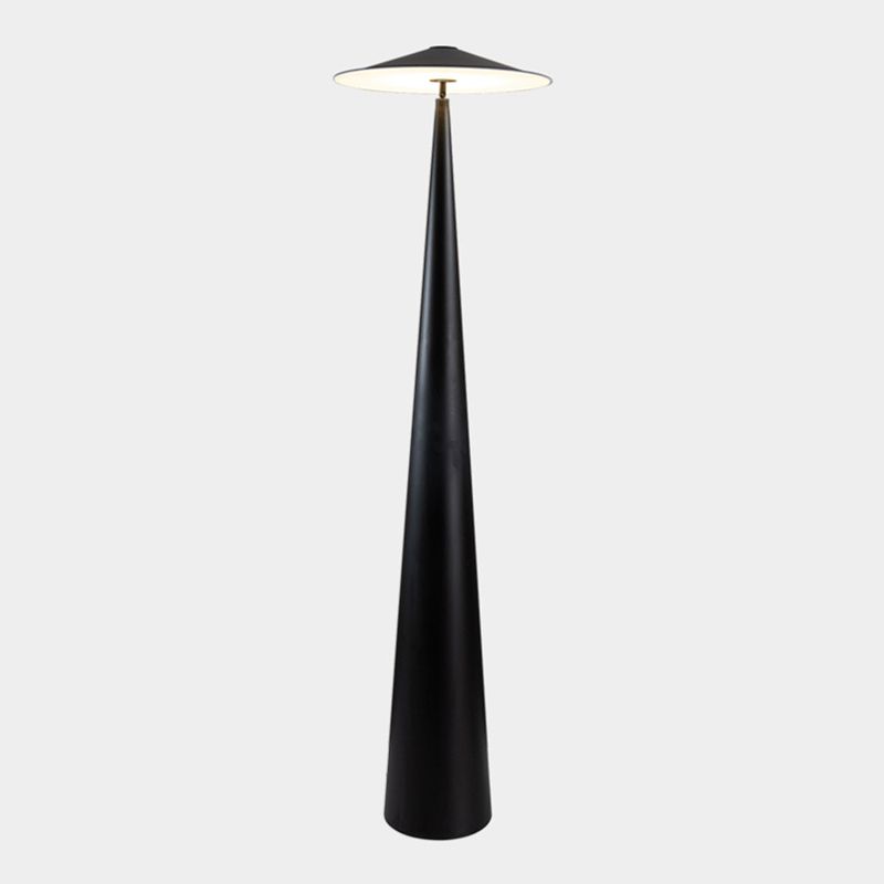 Salgado Moderne untertassenförmige Metall-Stehlampe, Schwarz