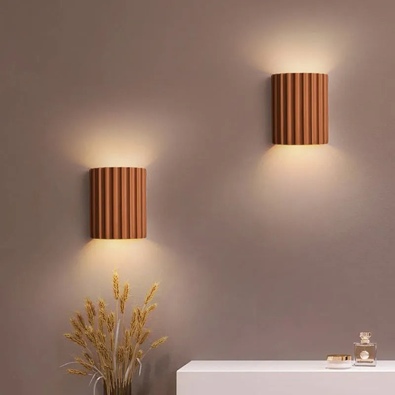 Applique Murale Semi-cylindrique Cora en Résine
