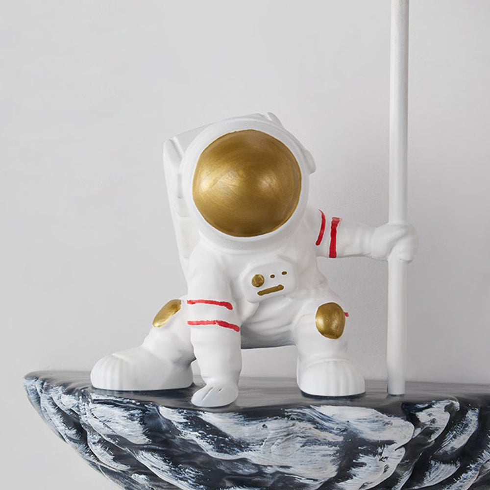 Aria Decorative Astronaut Glass/ Wall Lamp, White/Blue-White