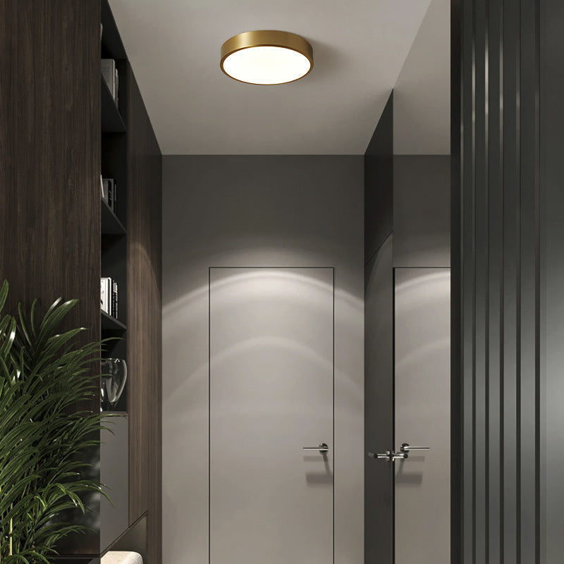 Plafonnier rond Arisha Nordic LED doré, métal et