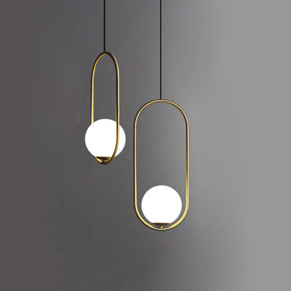 Lampe à suspension globe ovale minimaliste à cadre doré et noir Valentina