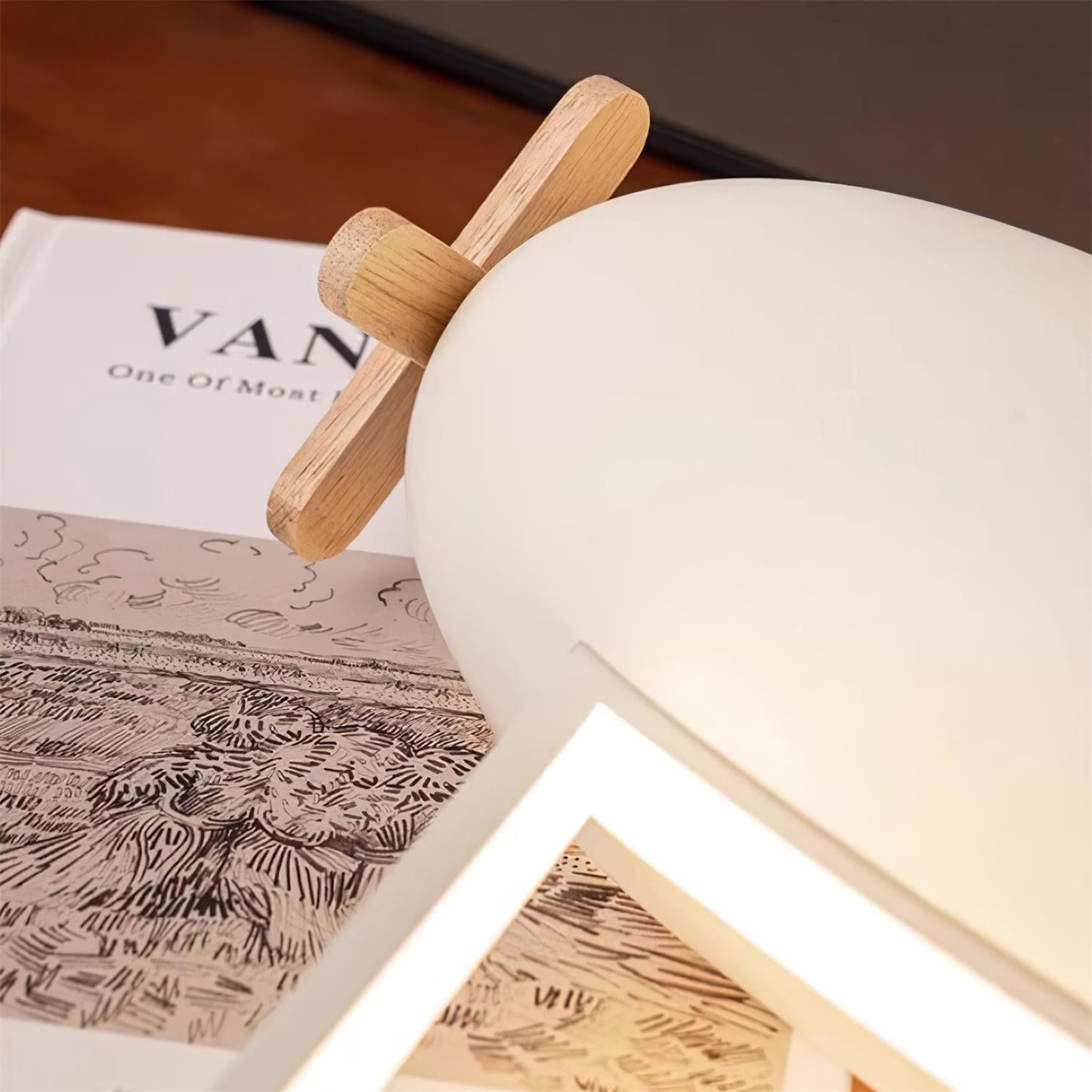 Plafonnier avion pour chambre d'enfant au charme ludique