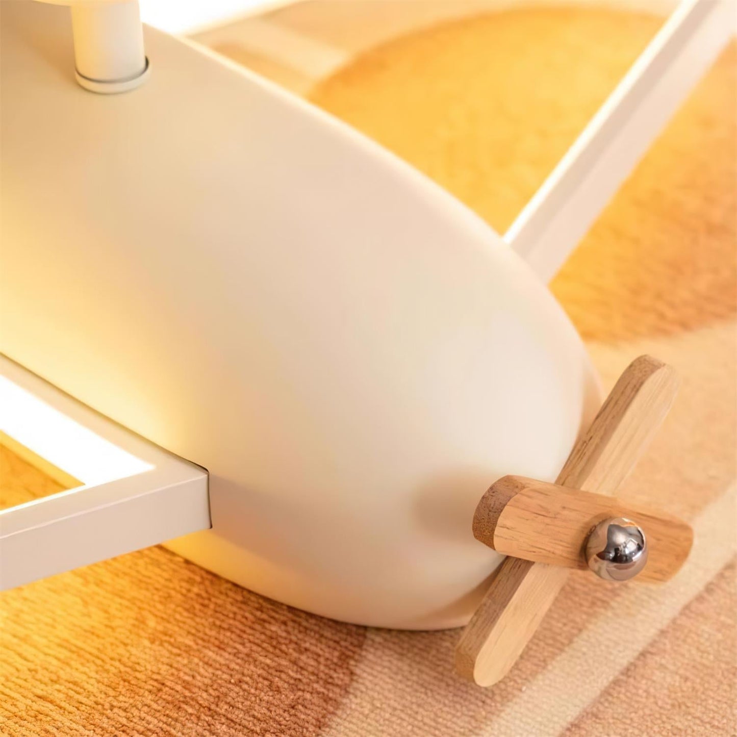 Plafonnier avion pour chambre d'enfant au charme ludique