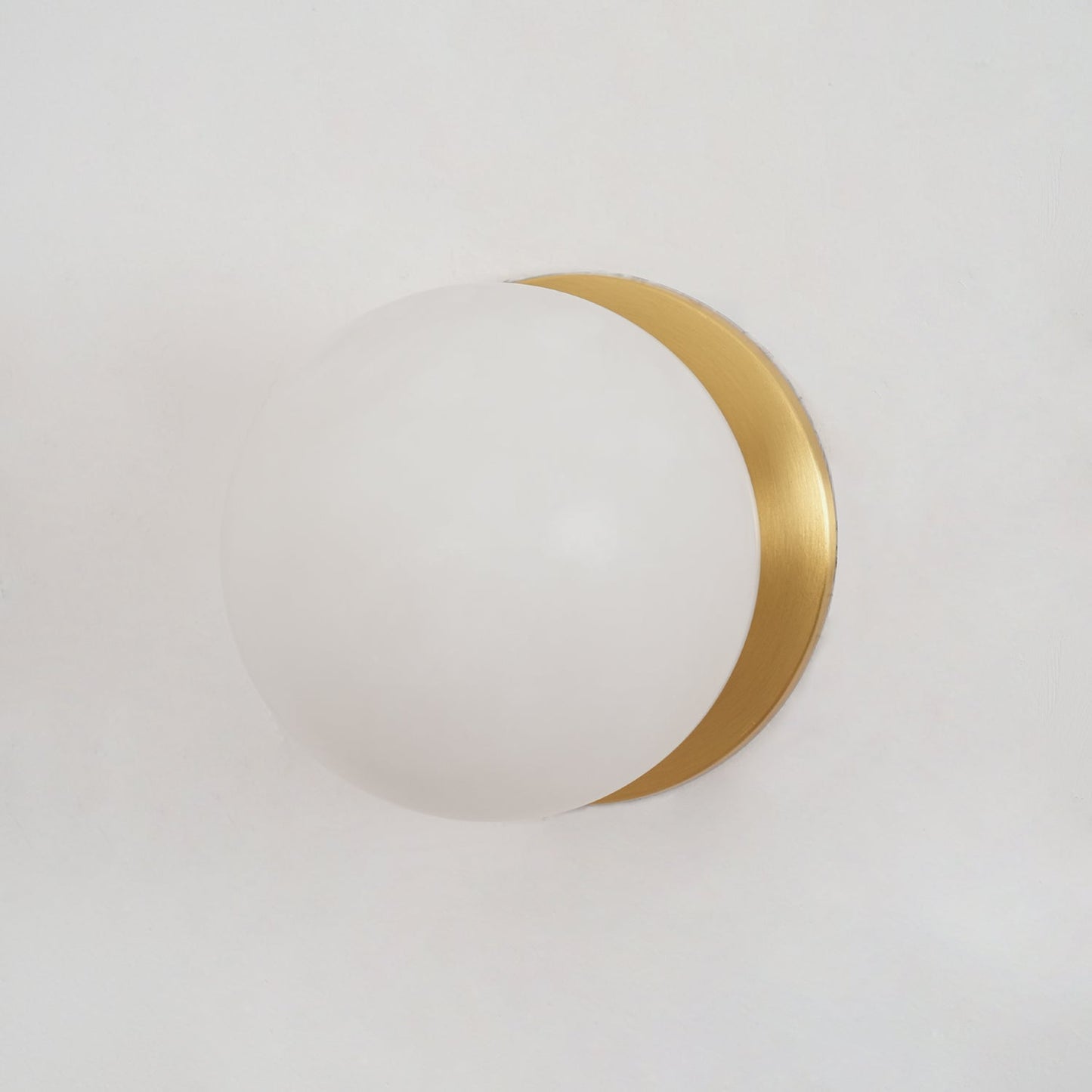 Lynq Alabaster Mini Orb Wall Lamp