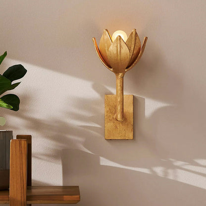 Quina Wall Lamp Flower