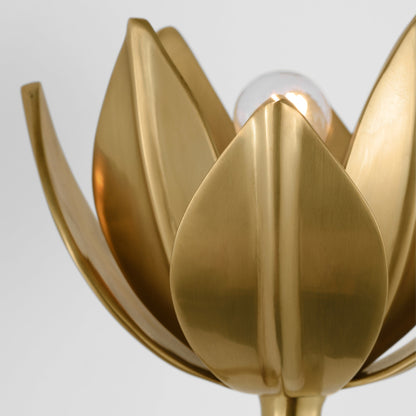 Quina Wall Lamp Flower
