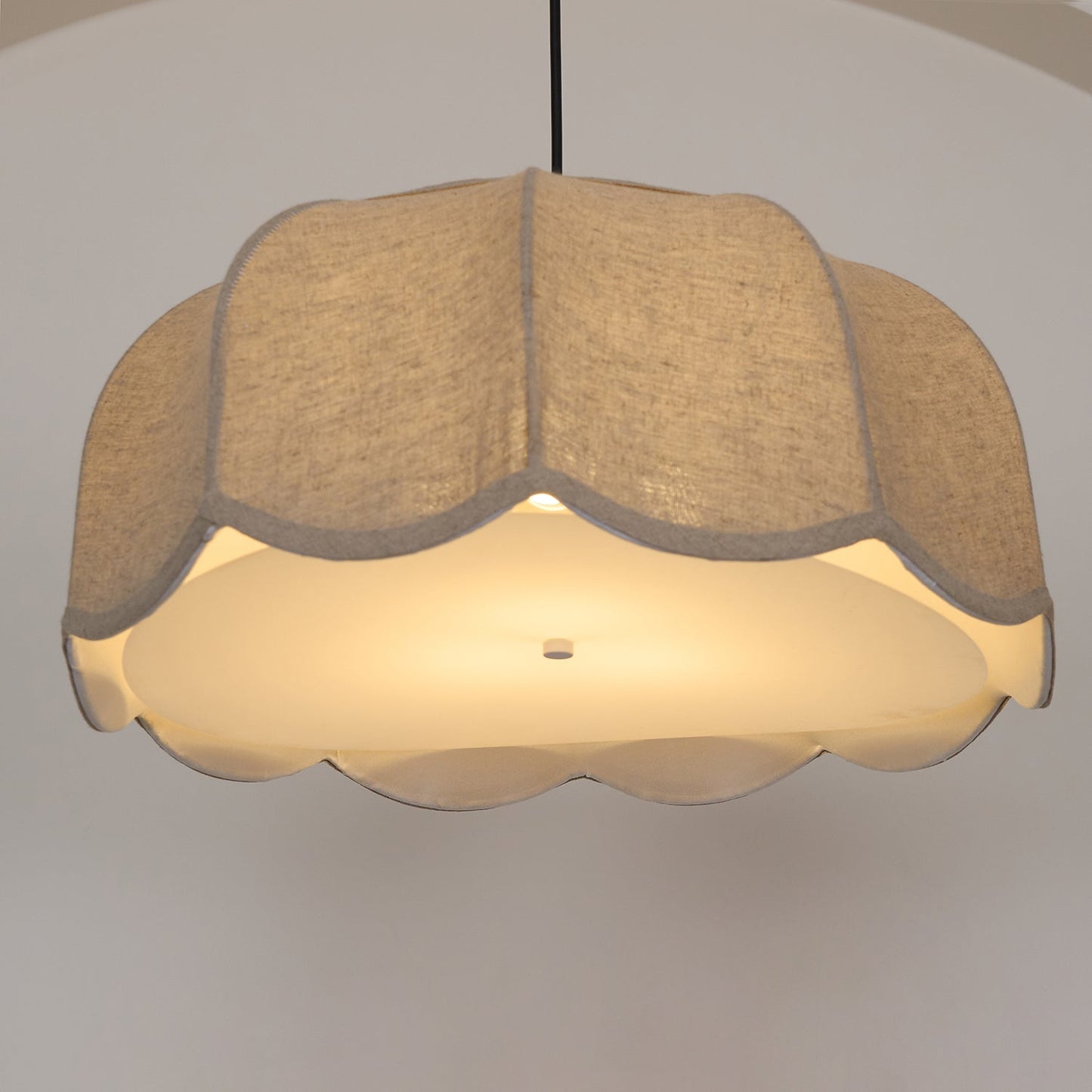 Sora Banana Leaf Pendant Light