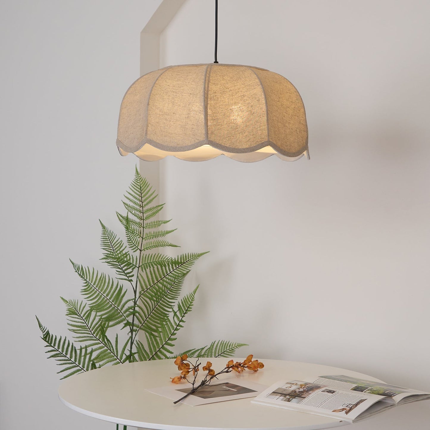 Sora Banana Leaf Pendant Light