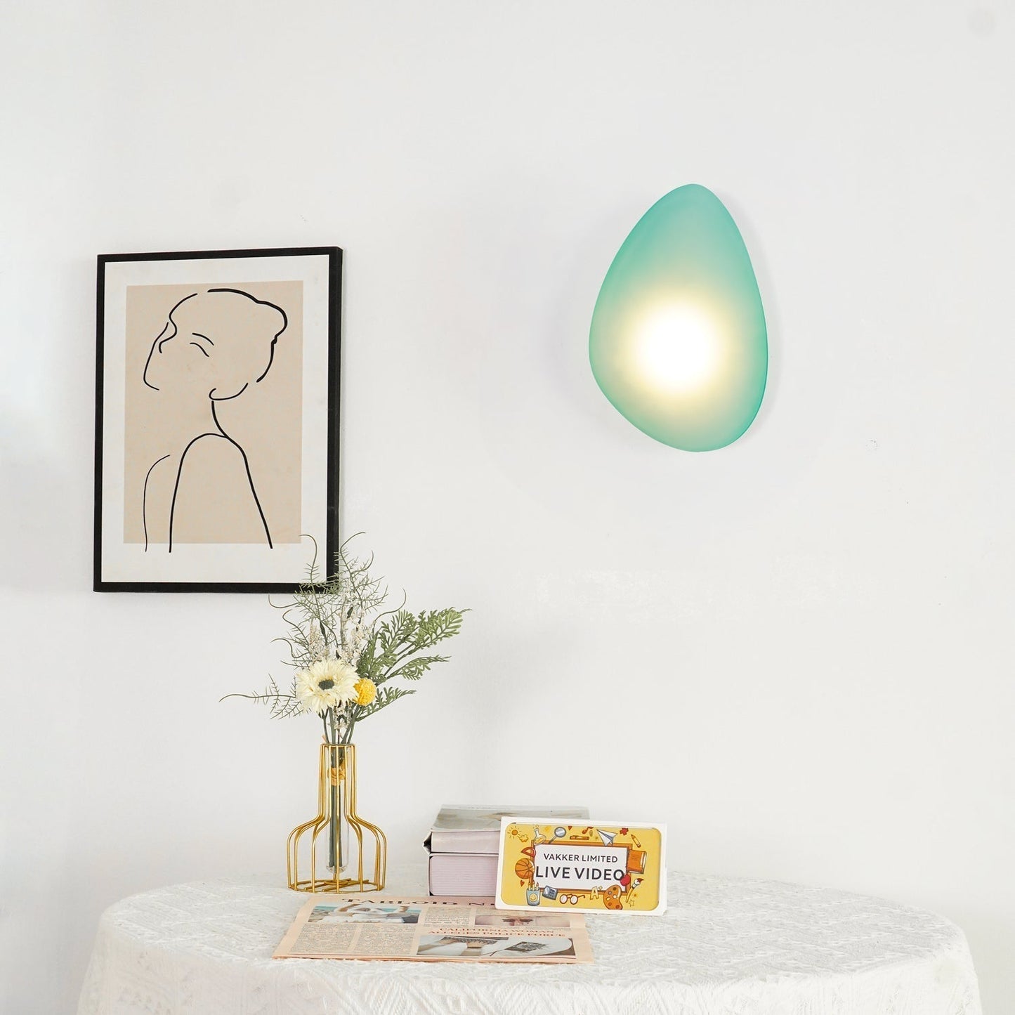 Ruvin Bubble Glass Wall Lamp