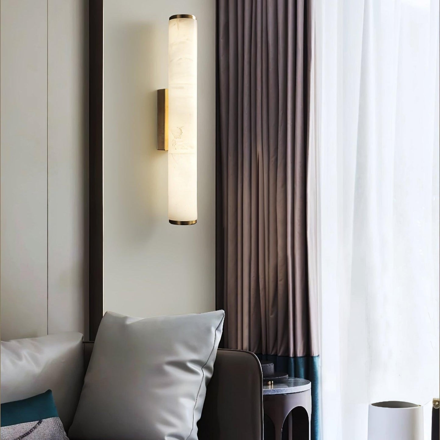 Klyr Alabaster Vertical Cylindrical Wall Lamp