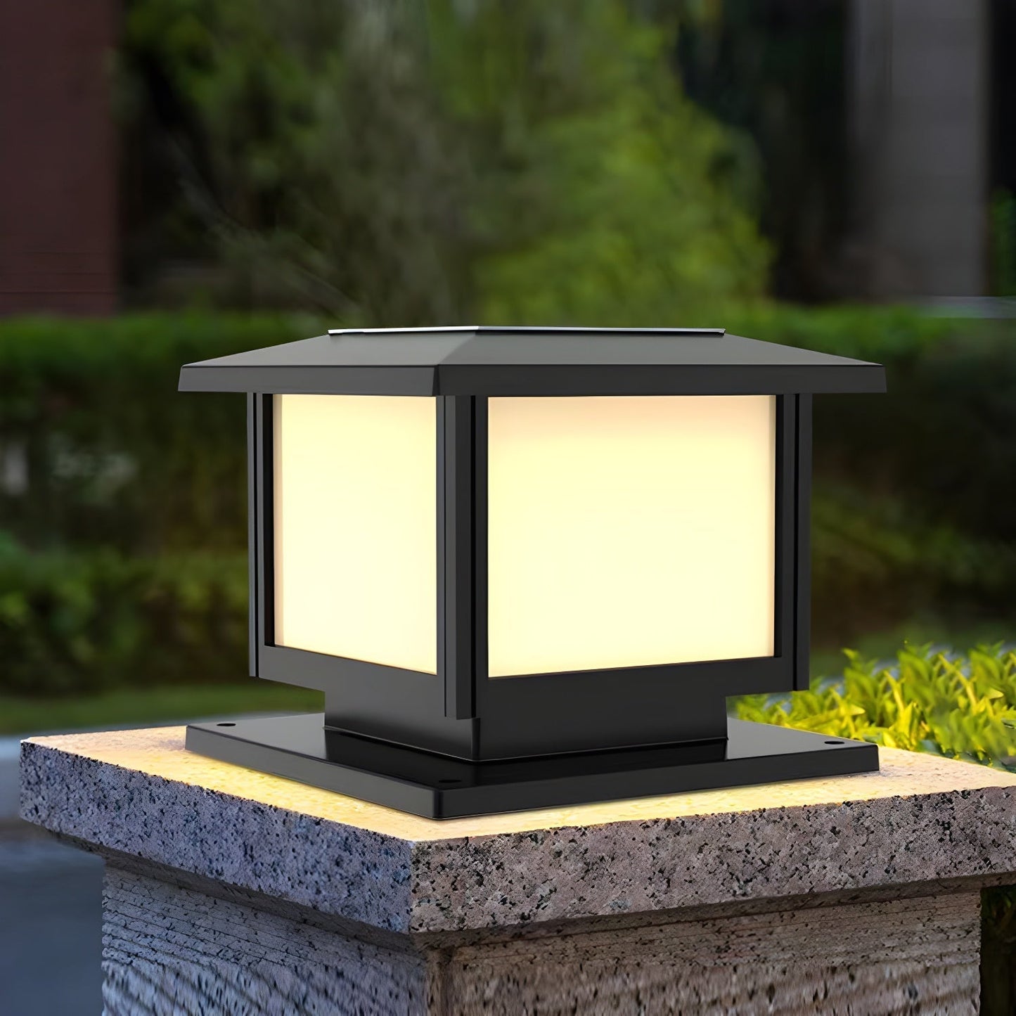 Ray Pavilion-style Square Solar Outdoor Post Light