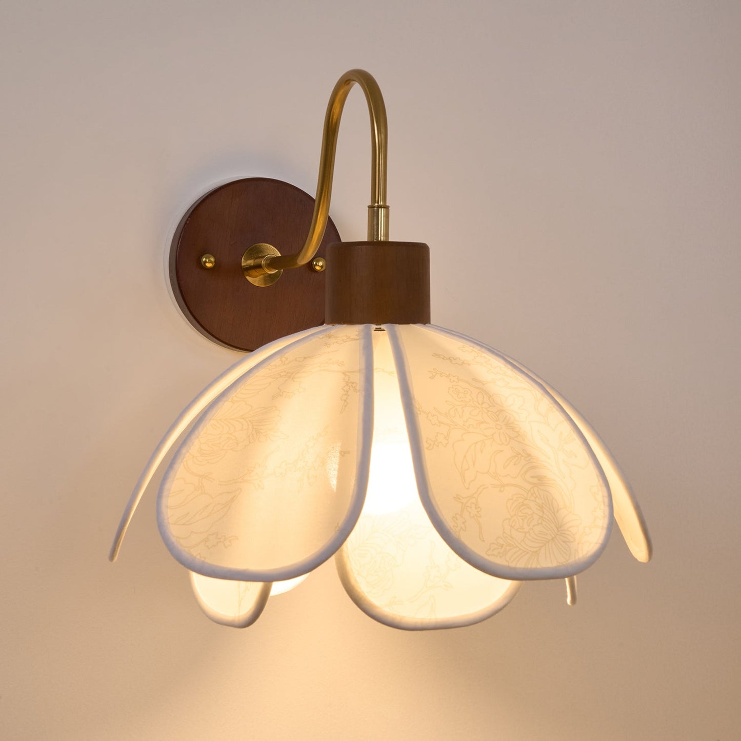 Yuki Wall Lamp Floral Wood Fabirc