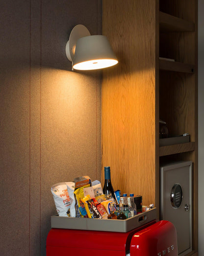 Fivra Dual Shade Wall Lamp