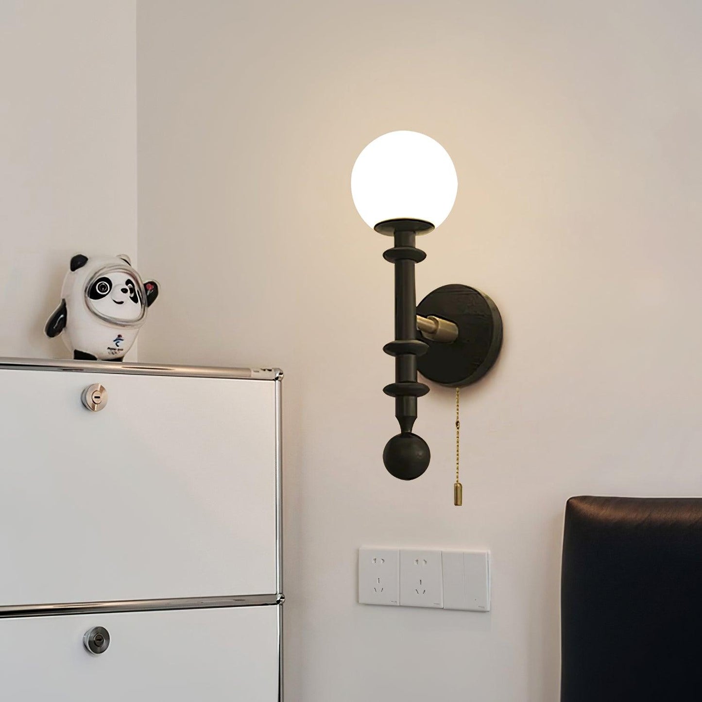Velno Globe Wall Lamp