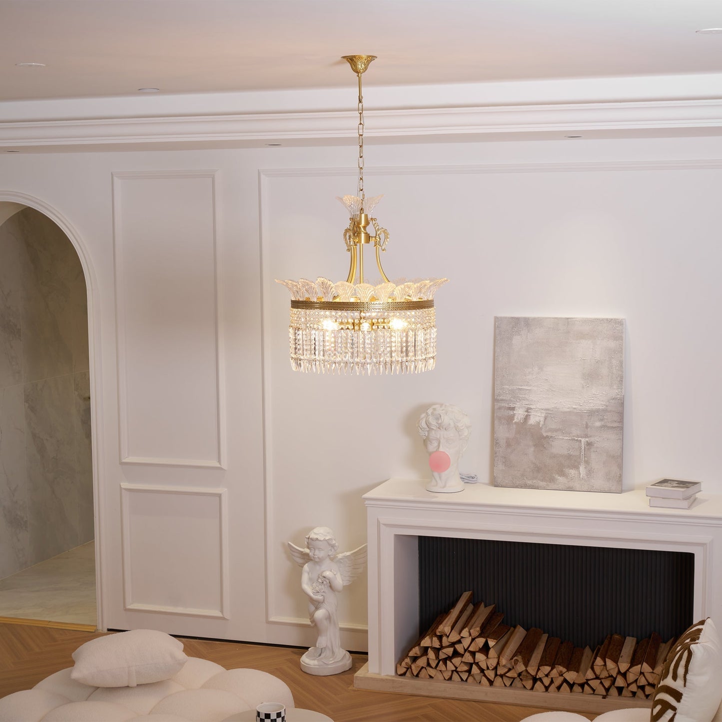 Xelra Chandelier Brass & Crystal
