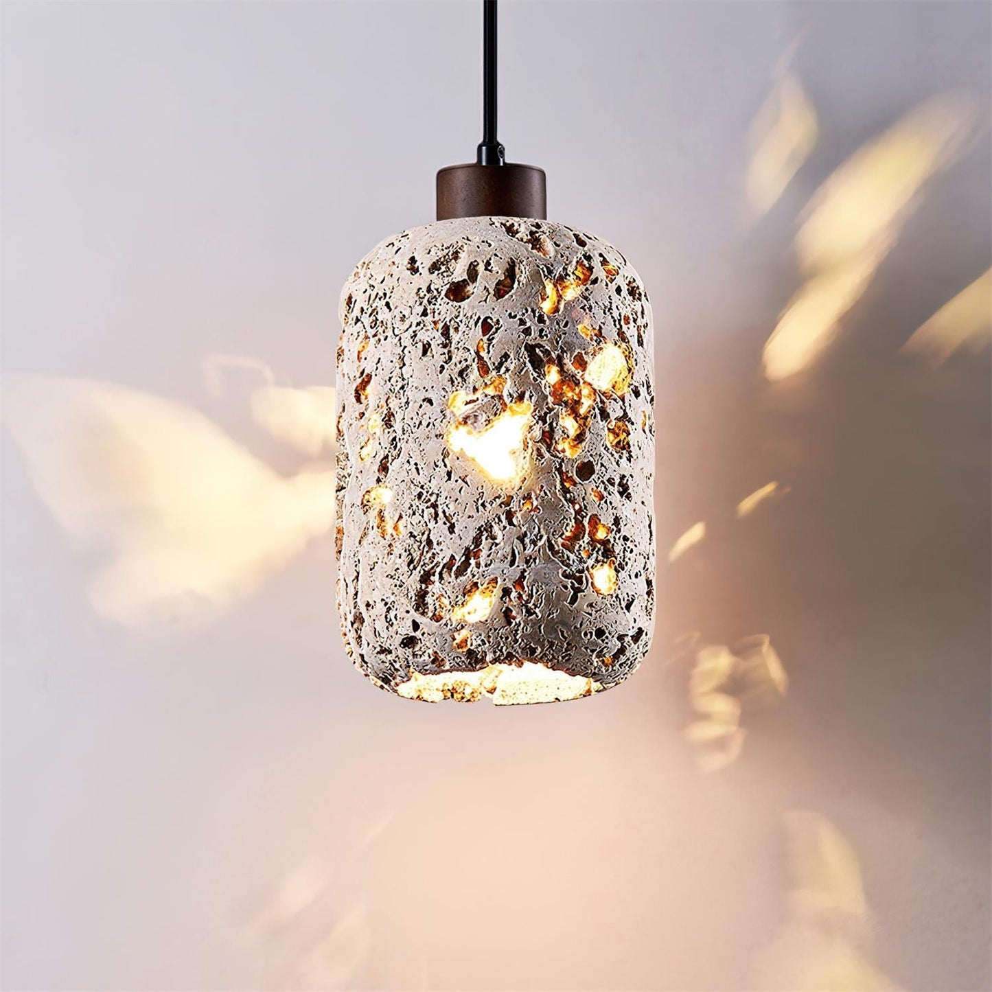 Fynel Rustic Wall Lamp